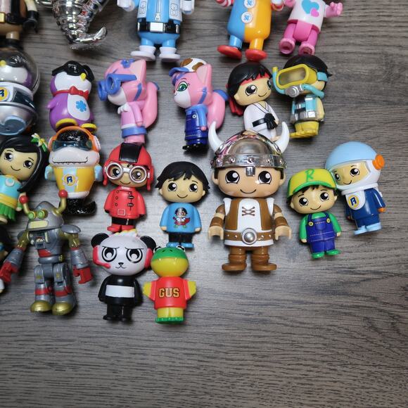 Ryans World Figures Large Lot - Picture 4 of 6